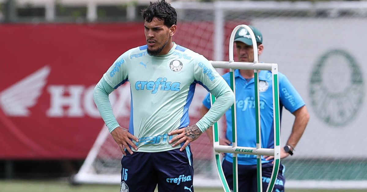 Gustavo Gomez, jogador do Palmeiras, está à disposição após compromisso pela seleção do Paraguai.